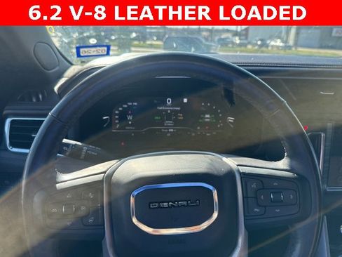 Used 2022 GMC Yukon Denali w/ Denali Ultimate Package image 23