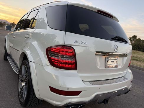 Used 2011 Mercedes-Benz ML 63 AMG 4MATIC image 12