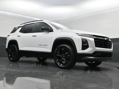 Used 2026 Chevrolet Equinox LT w/ Convenience Package II FWD image 37