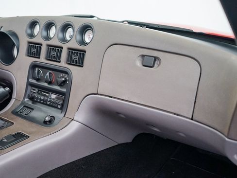 Used 1993 Dodge Viper RT/10 RWD image 28
