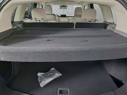 Used 2022 Lincoln Corsair AWD w/ Premium Package image 28