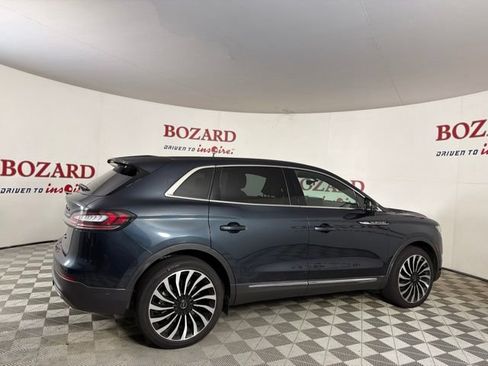 Used 2022 Lincoln Nautilus Black Label w/ Class II Trailer Tow Package AWD/4WD image 9