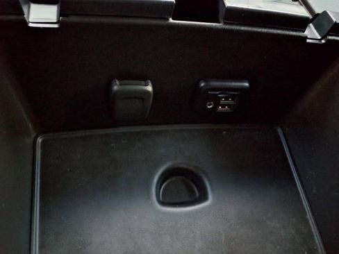 Used 2014 GMC Sierra 1500 SLE w/ SLE Value Package image 16