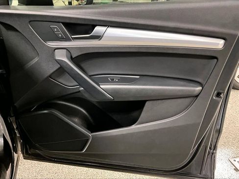 Used 2020 Audi Q5 2.0T Premium image 20