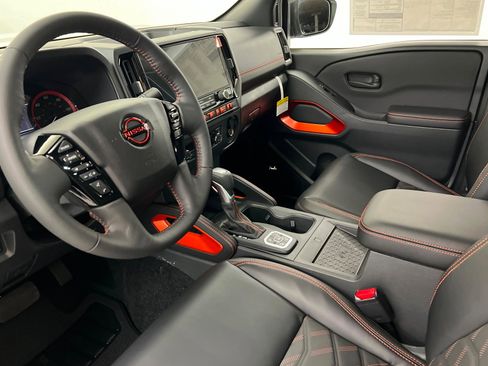 New 2026 Nissan Frontier PRO-4X image 15