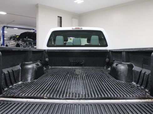 Used 2016 Ford F250 XLT w/ XLT Premium Package image 11