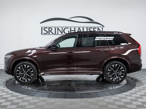 New 2026 Volvo XC90 B6 Ultra w/ Protection Package image 8