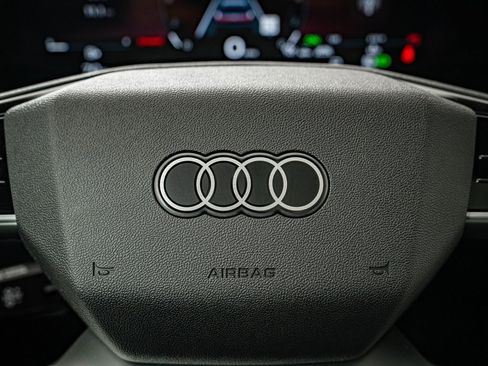 New 2025 Audi Q5 2.0T Premium Plus image 28