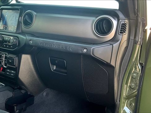 Used 2021 Jeep Wrangler Unlimited Sport AWD/4WD image 16