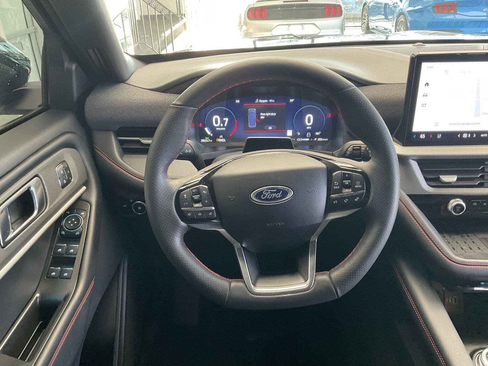 Used 2025 Ford Explorer ST-Line w/ Premium Package AWD/4WD image 21
