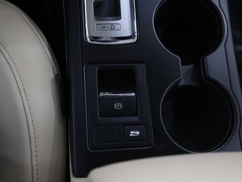 Used 2016 Subaru Legacy 3.6R Limited image 23