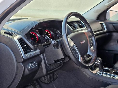 Used 2017 GMC Acadia Limited SLT image 9