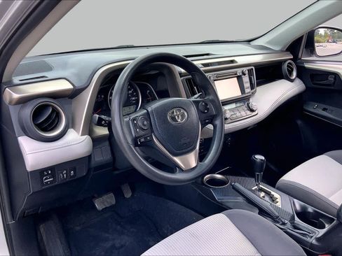 Used 2013 Toyota RAV4 XLE FWD image 17
