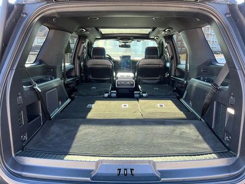 Certified 2022 Ford Expedition Limited image 31