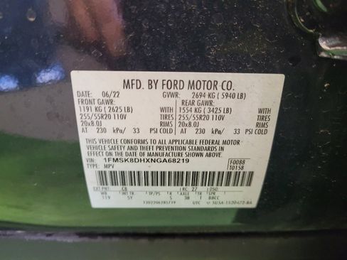 Used 2022 Ford Explorer XLT w/ Equipment Group 202A AWD/4WD image 33