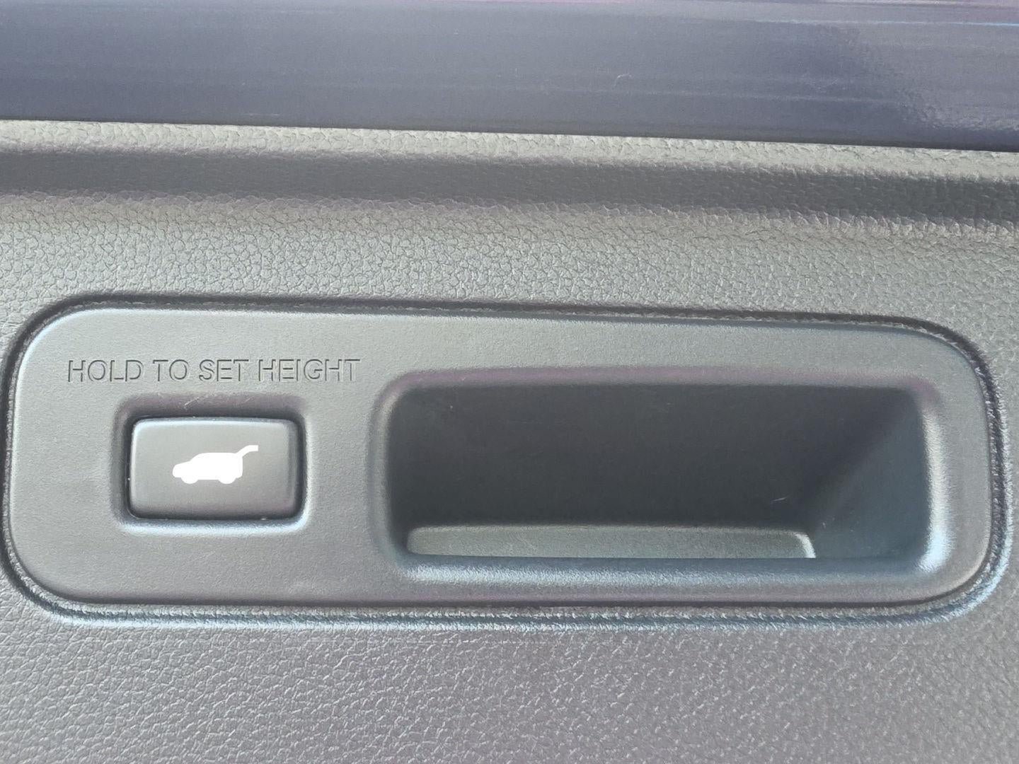 Used 2024 Honda Pilot Elite image 11