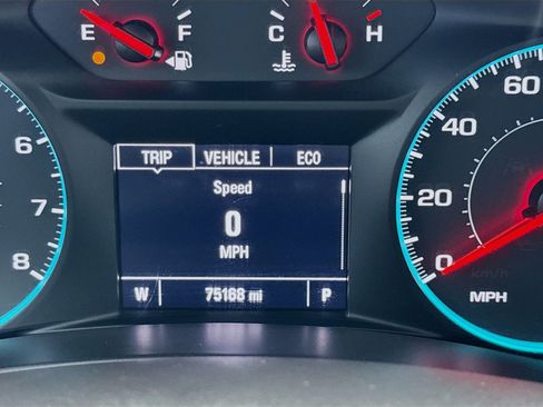 Used 2018 Chevrolet Equinox LT FWD image 8