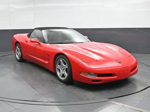 Used 1998 Chevrolet Corvette Convertible w/ Memory Pkg RWD image 4