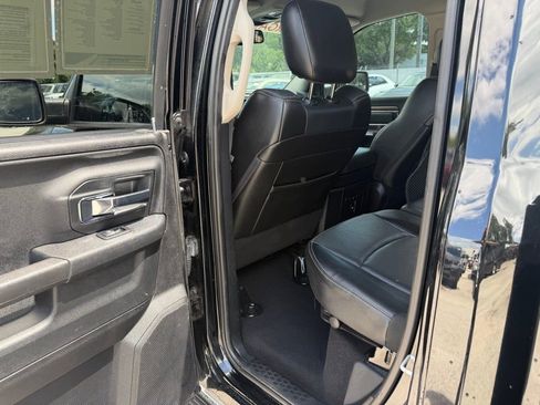 Used 2014 RAM 1500 Laramie w/ Convenience Group image 31