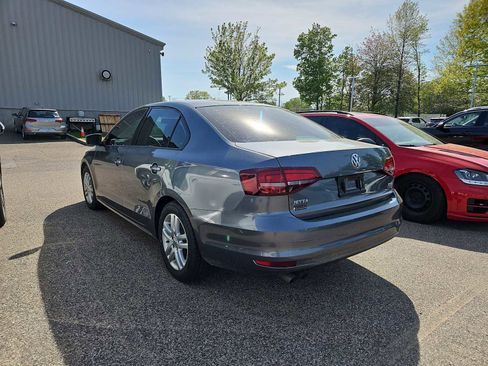 Used 2018 Volkswagen Jetta S FWD image 3