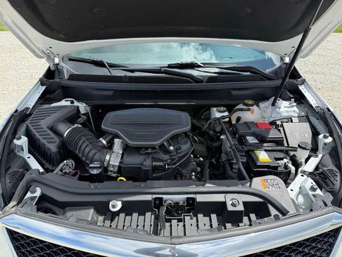 Certified 2023 Cadillac XT5 Sportv w/ LPO, Floor Liner Package AWD/4WD image 18