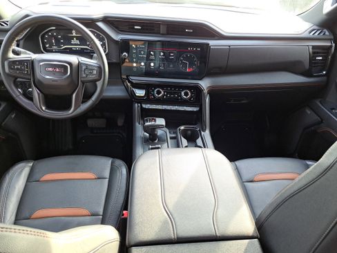 Certified 2023 GMC Sierra 1500 AT4 w/ Technology Package image 9