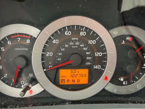 Used 2011 Toyota RAV4 Limited w/ Limited Extra Value Pkg image 12