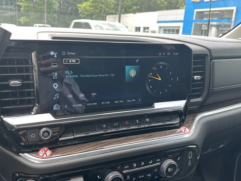Certified 2025 Chevrolet Silverado 2500 LT w/ Convenience Package AWD/4WD image 27