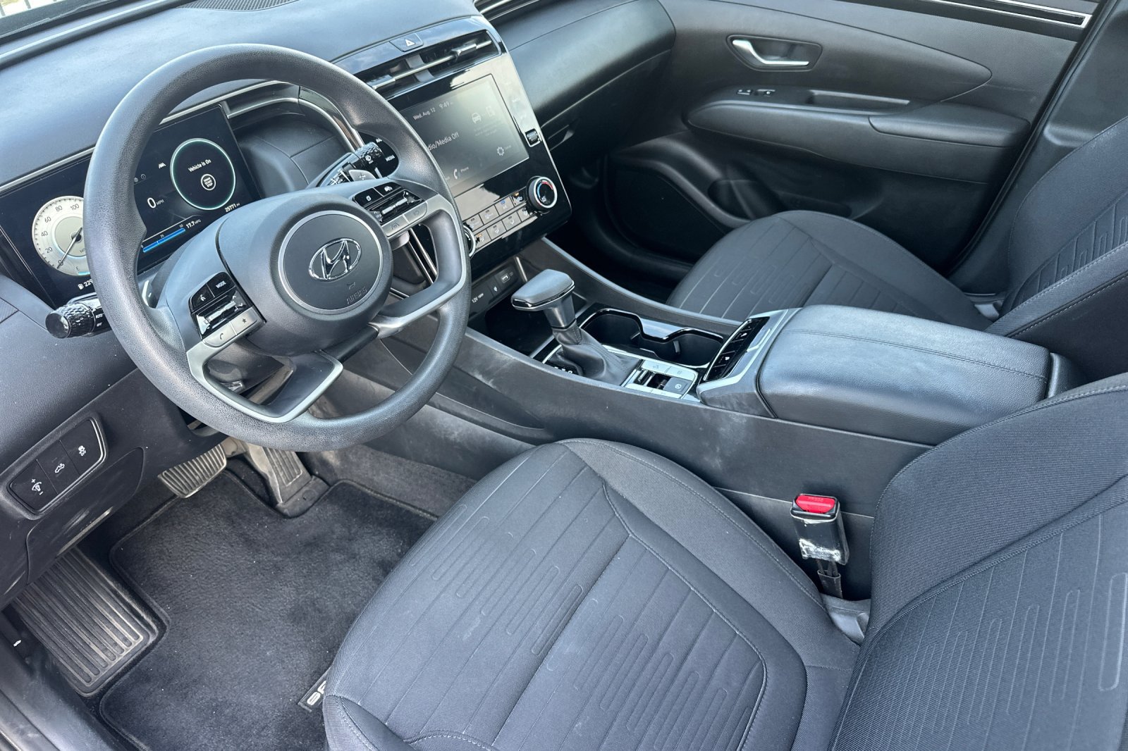 Used 2023 Hyundai Santa Cruz Night AWD/4WD image 10