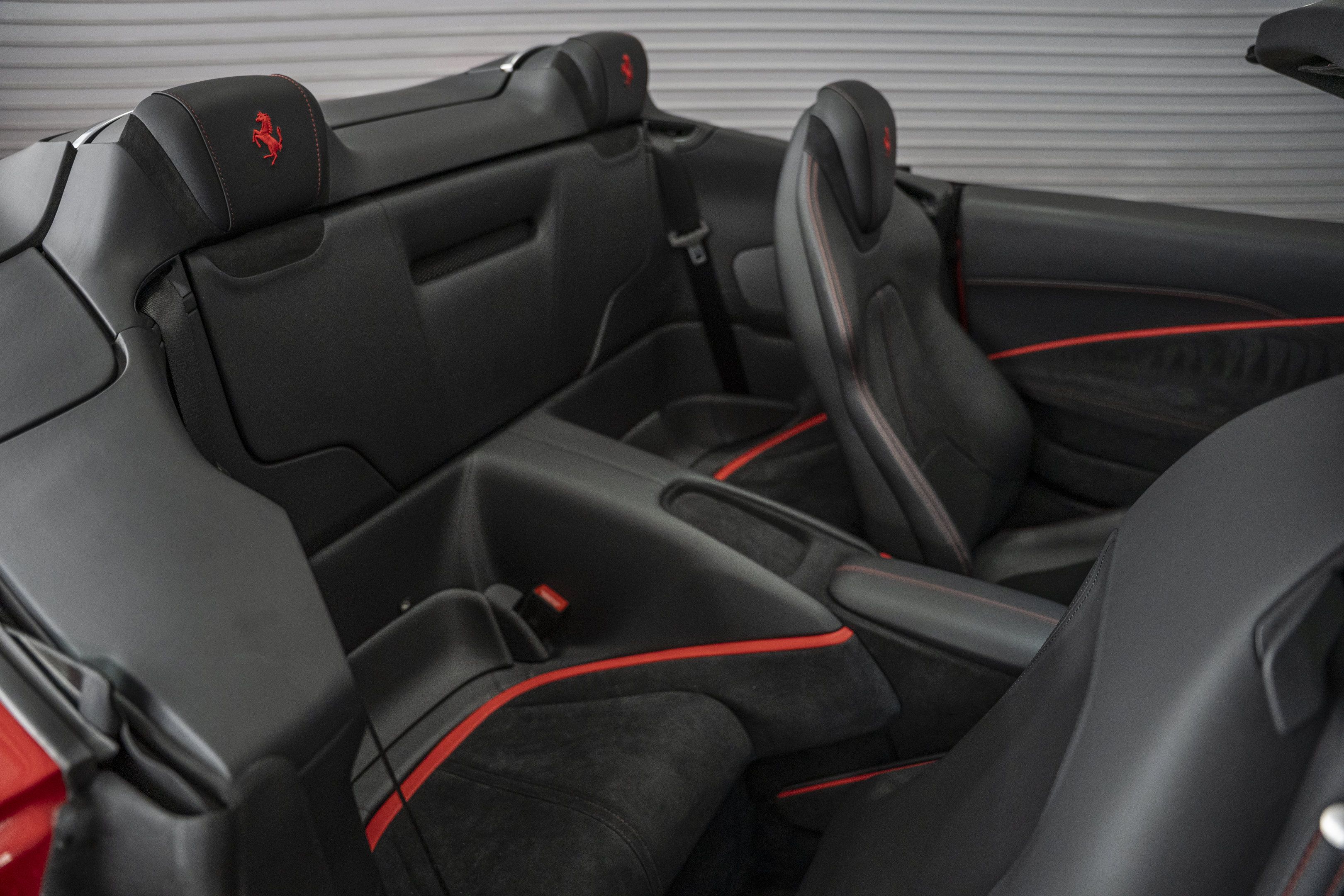 Used 2026 Ferrari Roma Spider RWD image 36