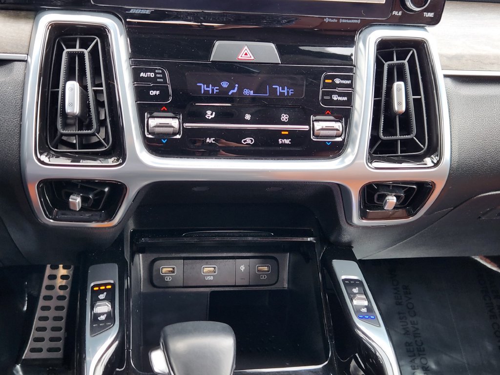 Used 2022 Kia Sorento SX Prestige w/ Rust Color Package AWD/4WD image 10