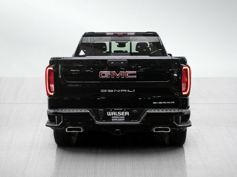Used 2024 GMC Sierra 1500 Denali w/ Technology Package AWD/4WD image 4
