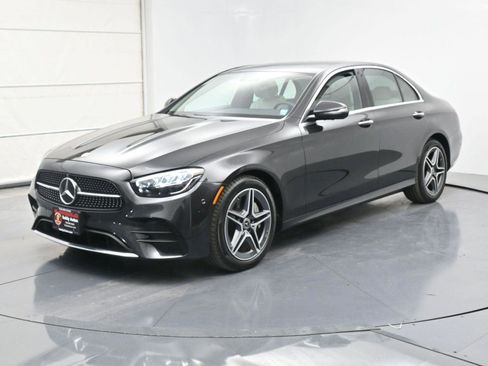 Used 2023 Mercedes-Benz E 350 4MATIC Sedan image 1