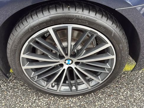 Used 2018 BMW 530e xDrive image 9