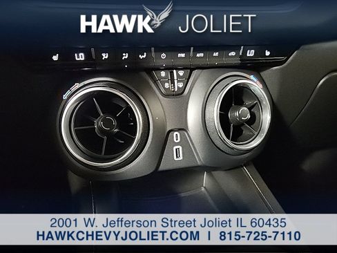 Used 2023 Chevrolet Blazer LT FWD image 18