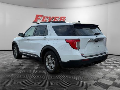 Used 2022 Ford Explorer XLT w/ Class IV Trailer Tow Package image 3