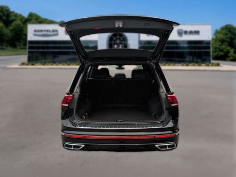 Used 2022 Volkswagen Tiguan SEL R-Line AWD/4WD image 37