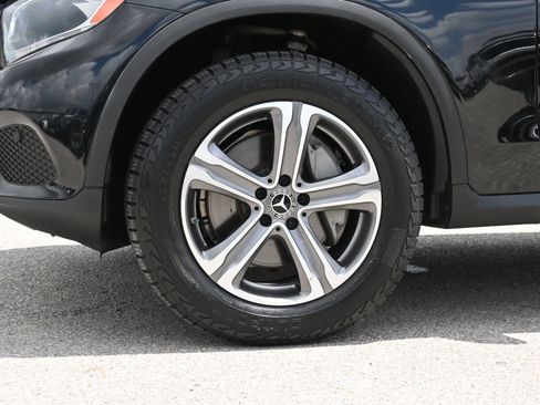 Used 2019 Mercedes-Benz GLC 300 4MATIC image 26
