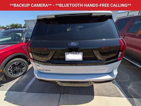 Used 2025 Ford Expedition Platinum w/ Stealth Appearance Package AWD/4WD image 6