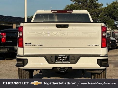 Used 2026 Chevrolet Silverado 1500 Custom RWD image 5