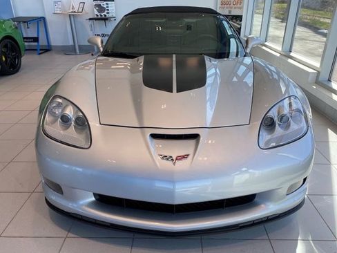 Used 2013 Chevrolet Corvette 427 w/ 1SC Preferred Equipment Group image 2