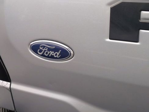 Used 2022 Ford F150 Lightning Lariat w/ Max Trailer Tow Package AWD/4WD image 31