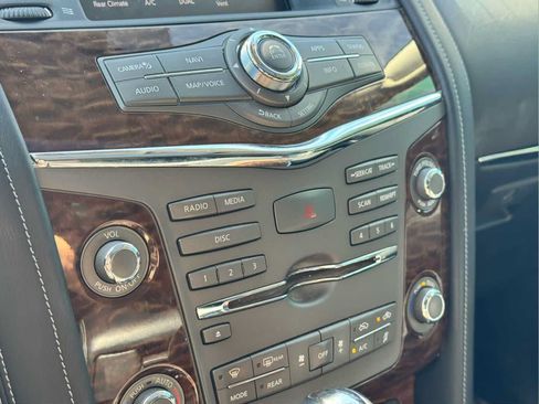 Used 2020 Nissan Armada Platinum w/ Captain's Chairs Package AWD/4WD image 18