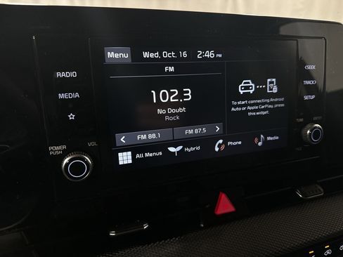 Certified 2025 Kia Sportage LX image 20