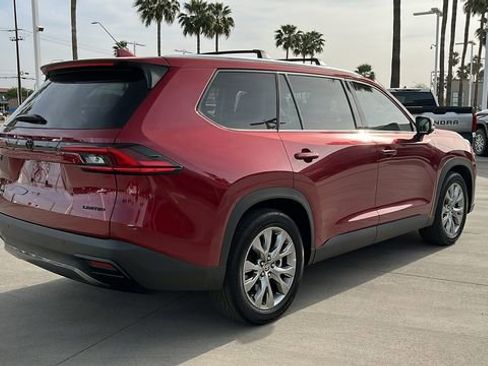 Used 2025 Toyota Grand Highlander AWD Hybrid image 28