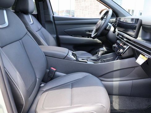 New 2025 Hyundai Santa Cruz Limited image 10