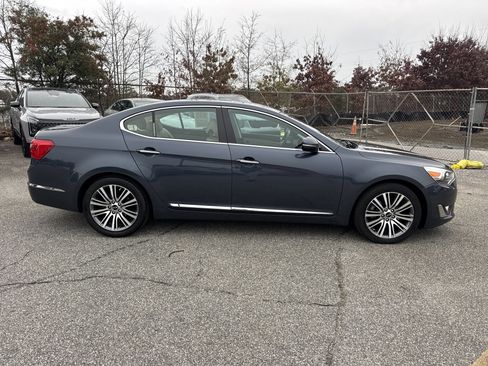 Used 2015 Kia Cadenza Premium image 8