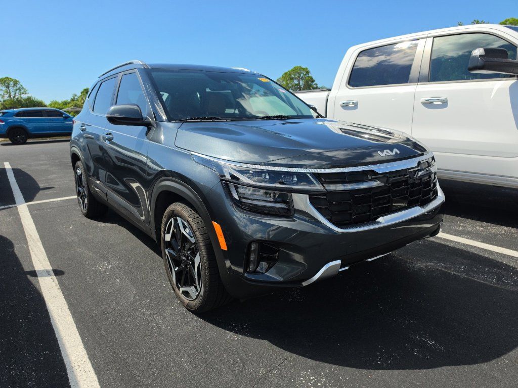 Certified 2024 Kia Seltos SX AWD/4WD image 3