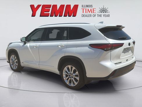 Used 2023 Toyota Highlander Limited AWD/4WD image 13