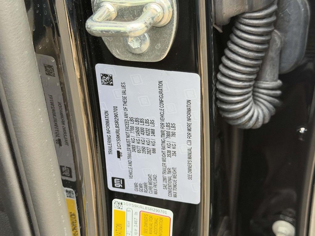 Certified 2025 Cadillac Escalade ESV Premium Luxury AWD/4WD image 16